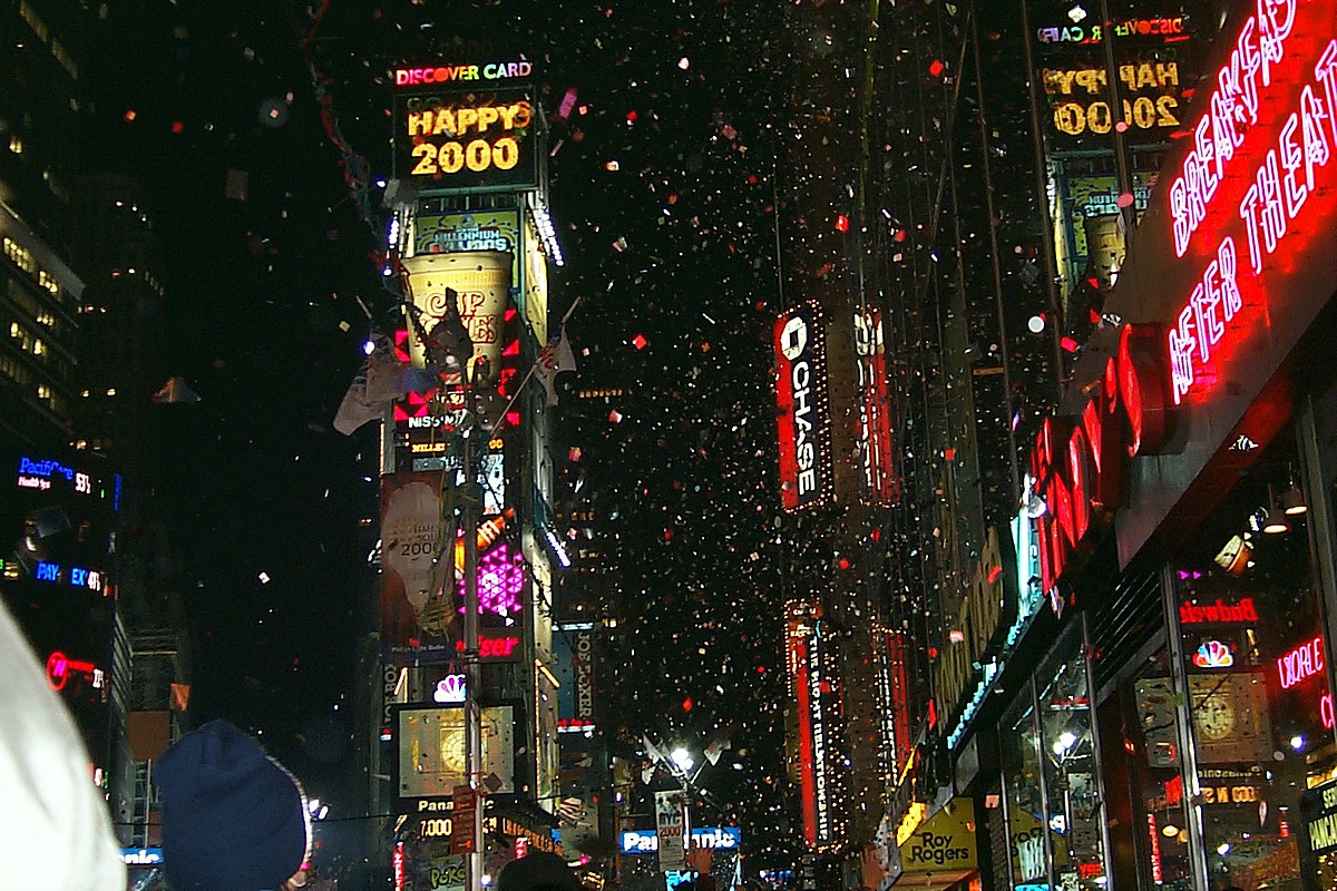 People celebrating New Year's 2000 in Times Square